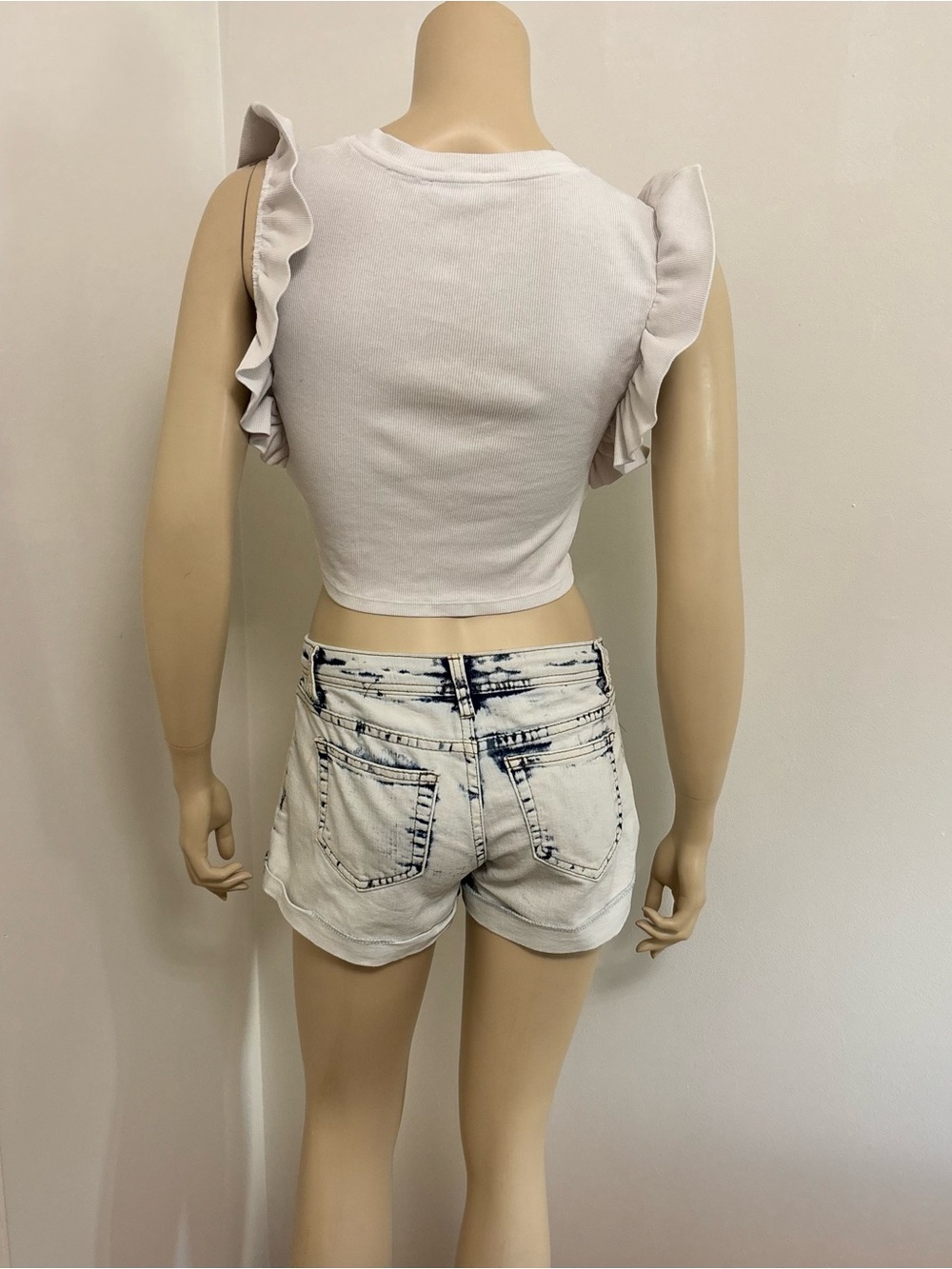 Shortall Acid Washed Denim Shorts With Leopard Pockets Size 1 - Picture 2 of 3